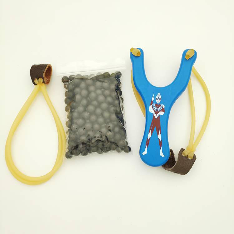 Blue slingshot + 200 mudballs + 1 band